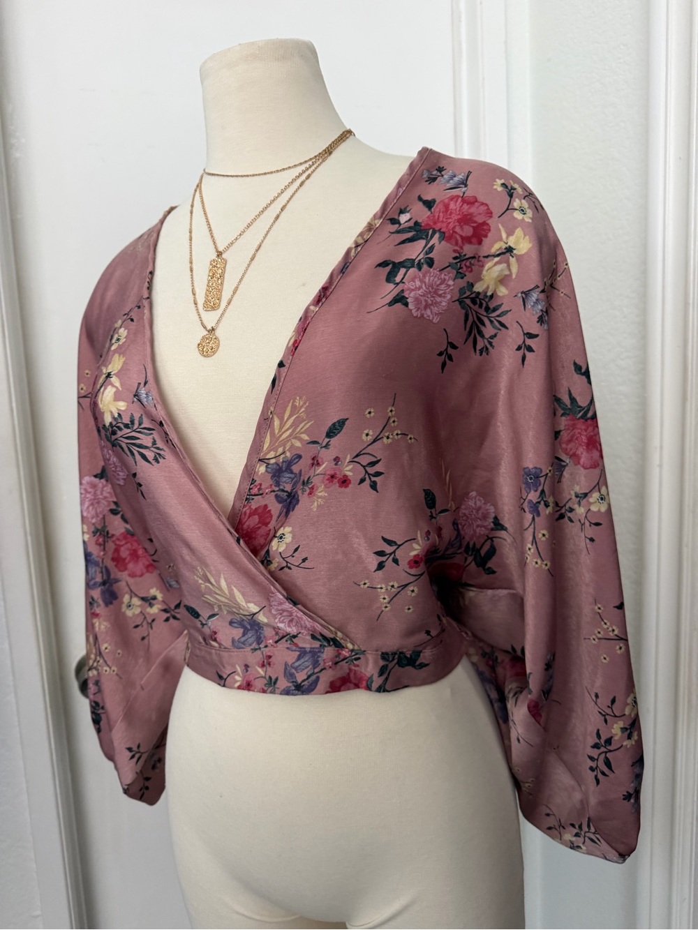 Windsor Dusty Rose Floral Satin Wrap Crop Top